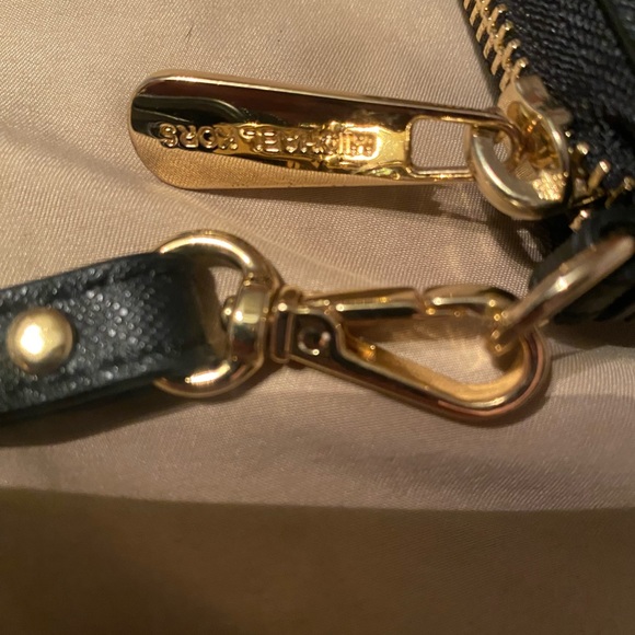 Michael Kors leather continental wristlet - Picture 3 of 5